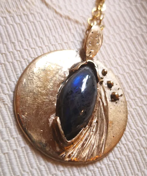 ciondolo con labradorite