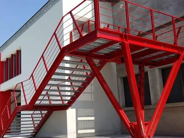 Scale antincendio e civili