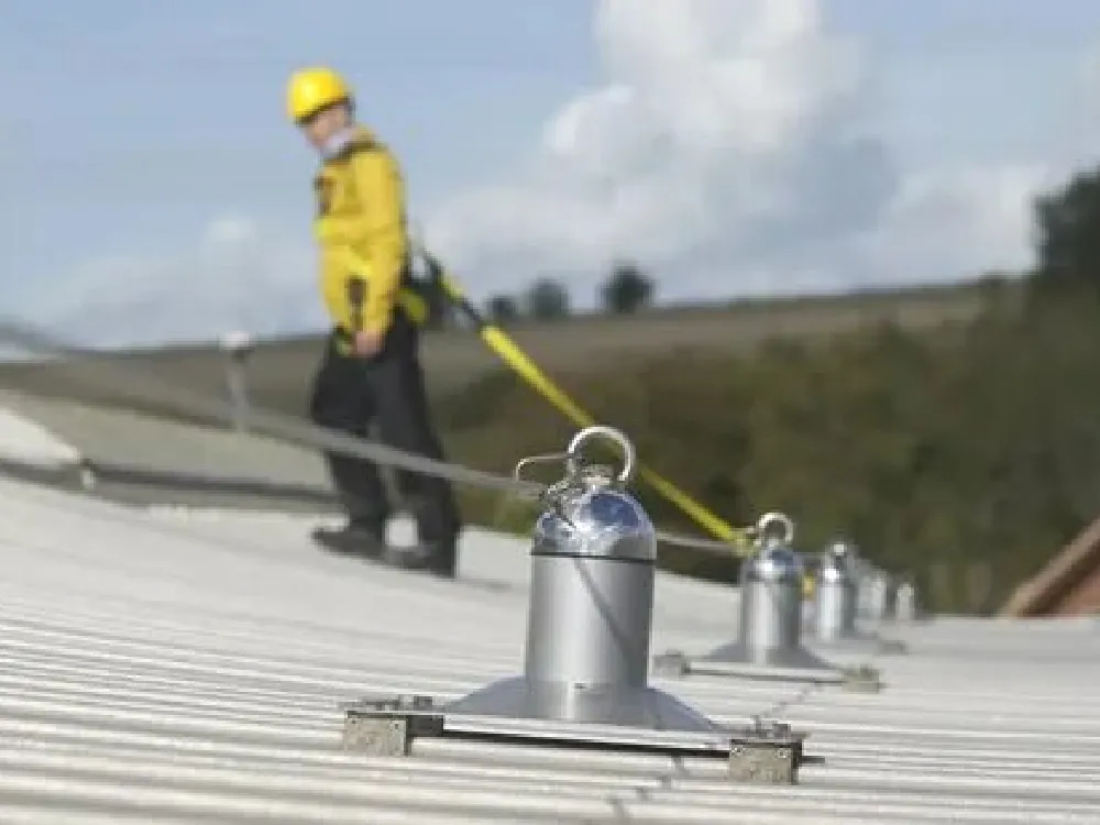 Prevenzione Cadute: Sicurezza in Ogni Ambiente