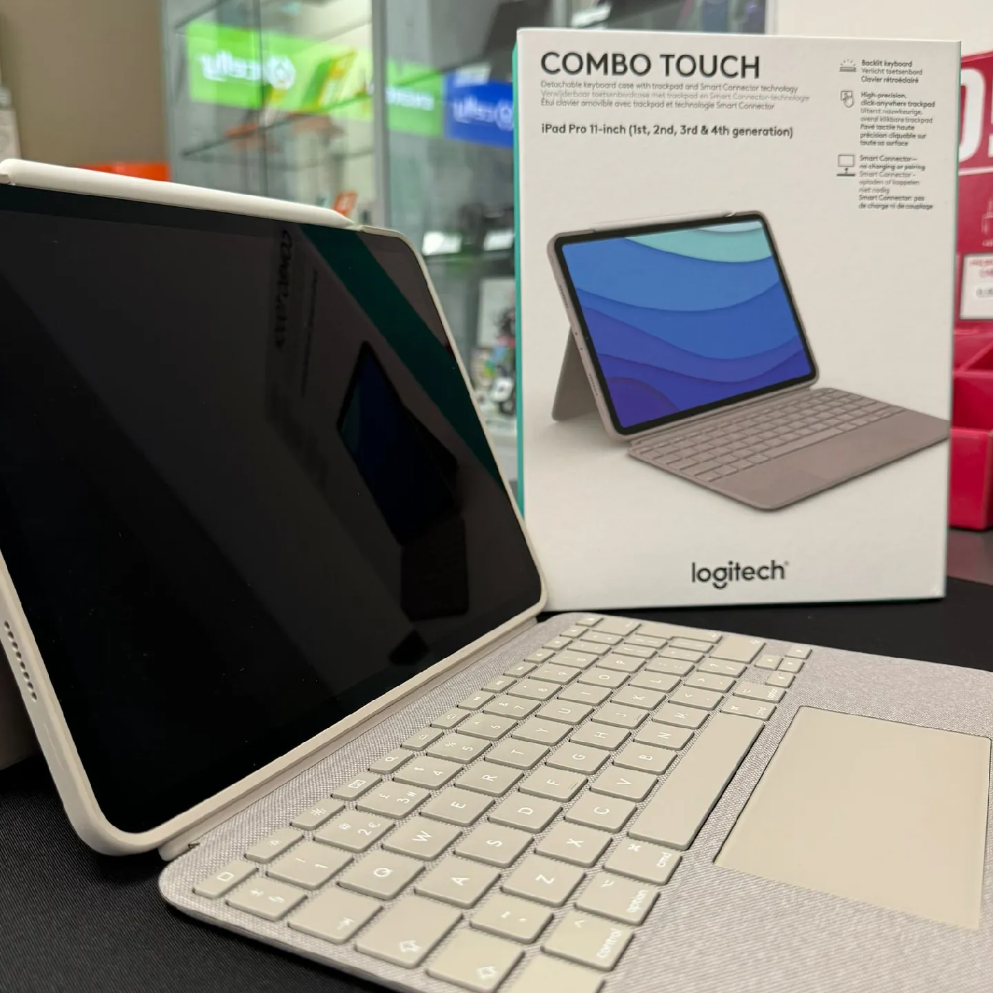 Servizi di telefonia per Privati ed Aziende wind3 eolo fastweb iliad