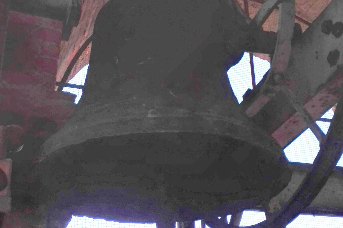 Il Campanile: la preziosa campana in bronzo e argento dal suono squillante che Napoleone tentò di rubare