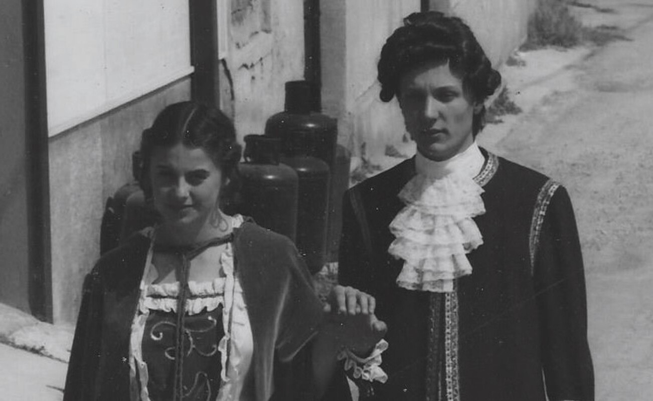 Palazzo Rangone dello Spianamento: Ezio e Sandra mantengono vivo il ricordo dei Conti Rangone in una sfilata