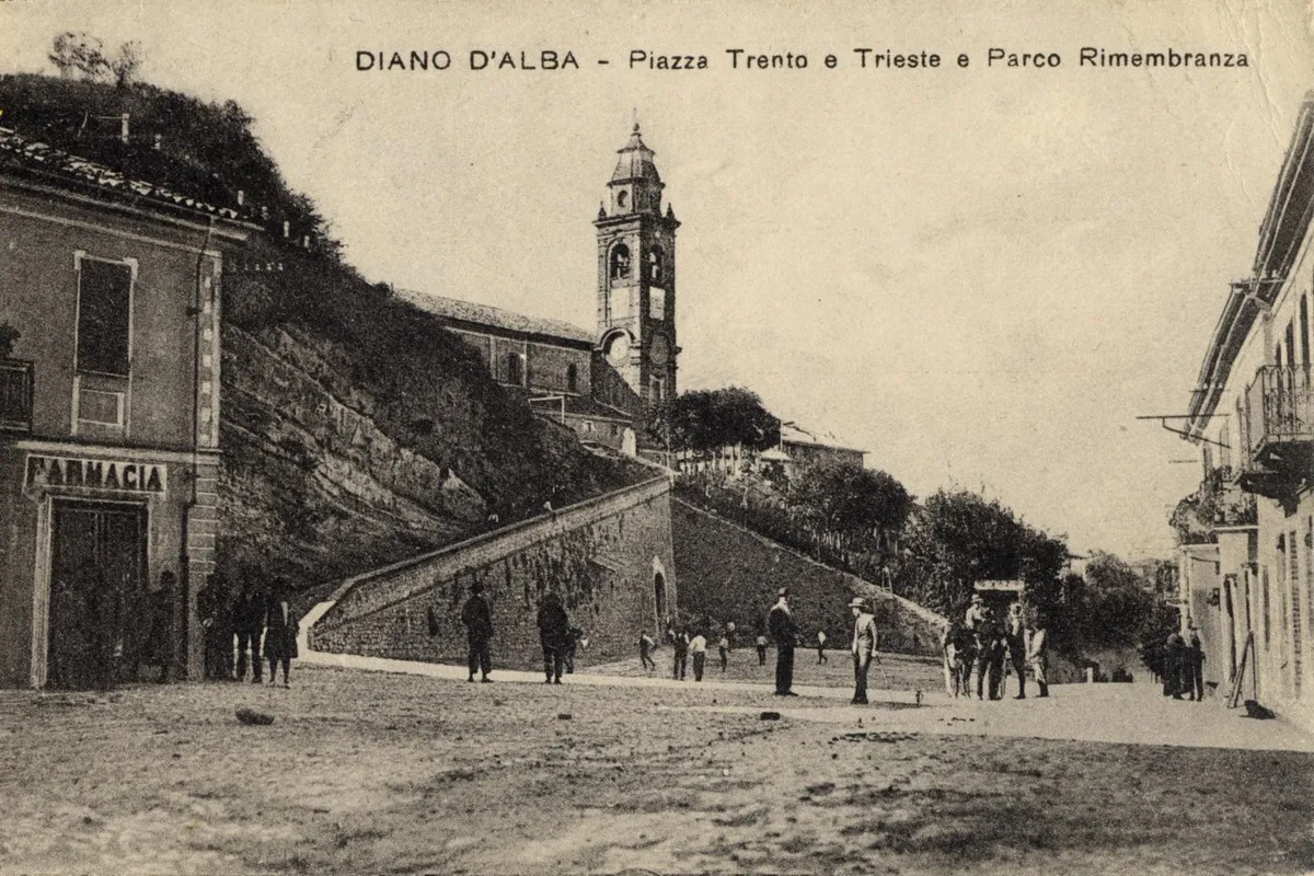 Palazzo della porta rossa: grazie alla famiglia Abbado si è avuto un importante ampliamento della piazza e l’apertura della strada verso Montelupo 