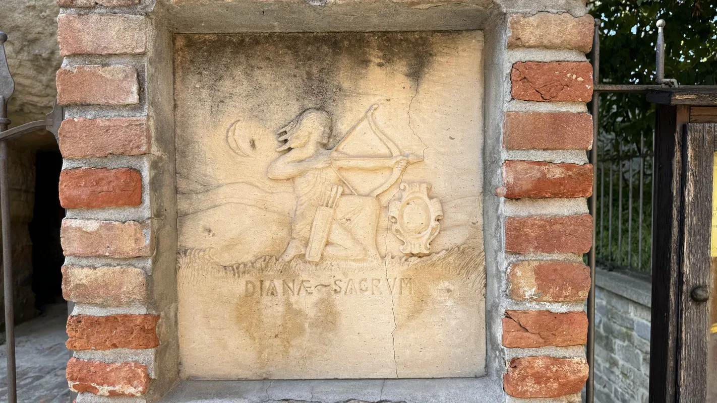 Tempio della Dea Diana, ora Cappella di S. Lucia