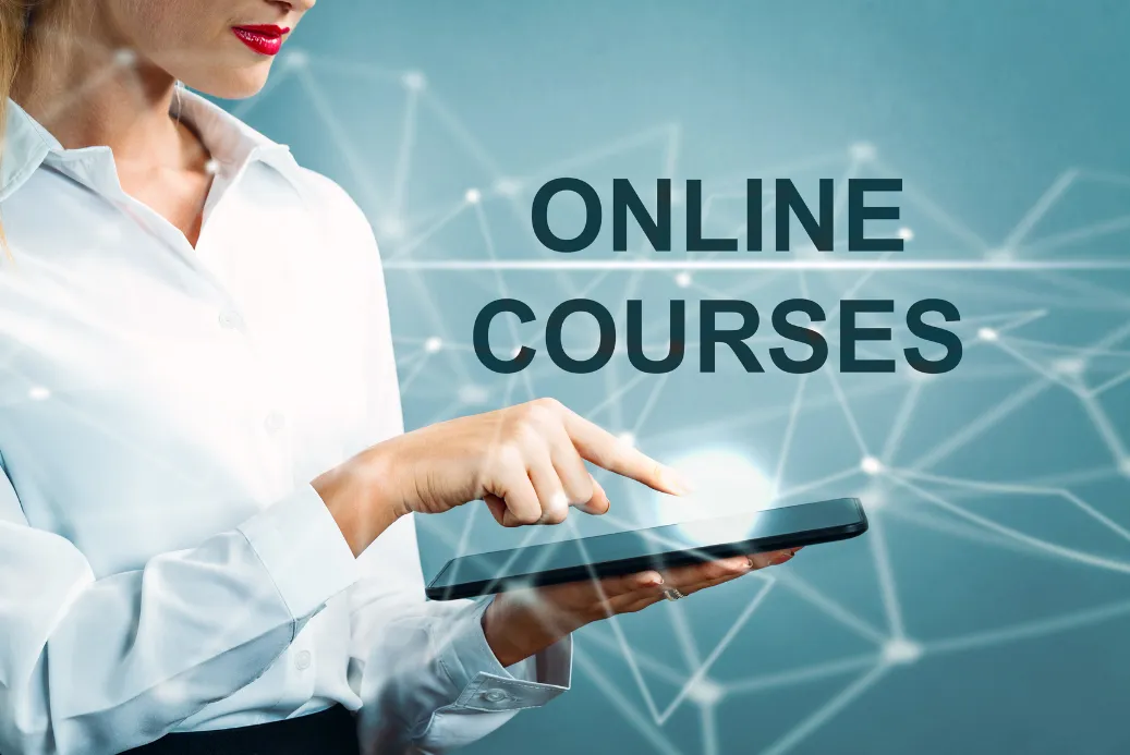 7 Creative Ways to Monetize Your Knowledge and Expertise with Online Courses