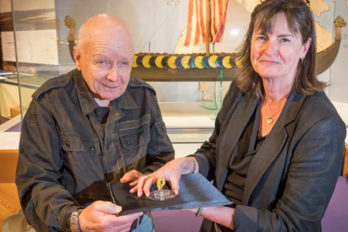 L'Oro Vichingo che Unisce i Secoli: Una Lezione per le Nuove Generazioni