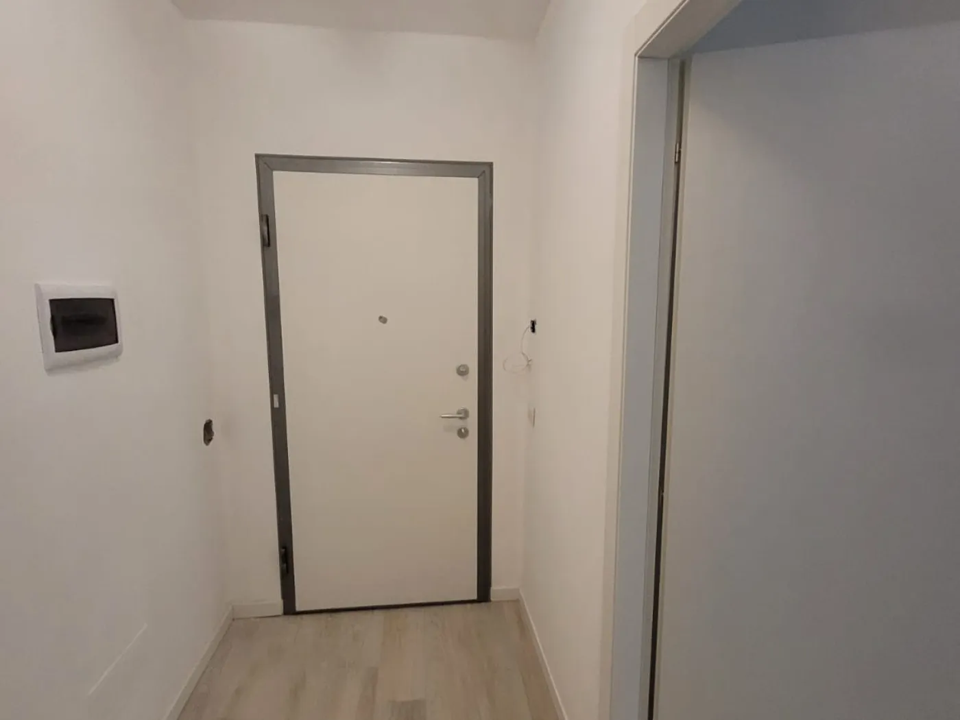 Riconversione spazi commerciali in residenze moderne a Milano