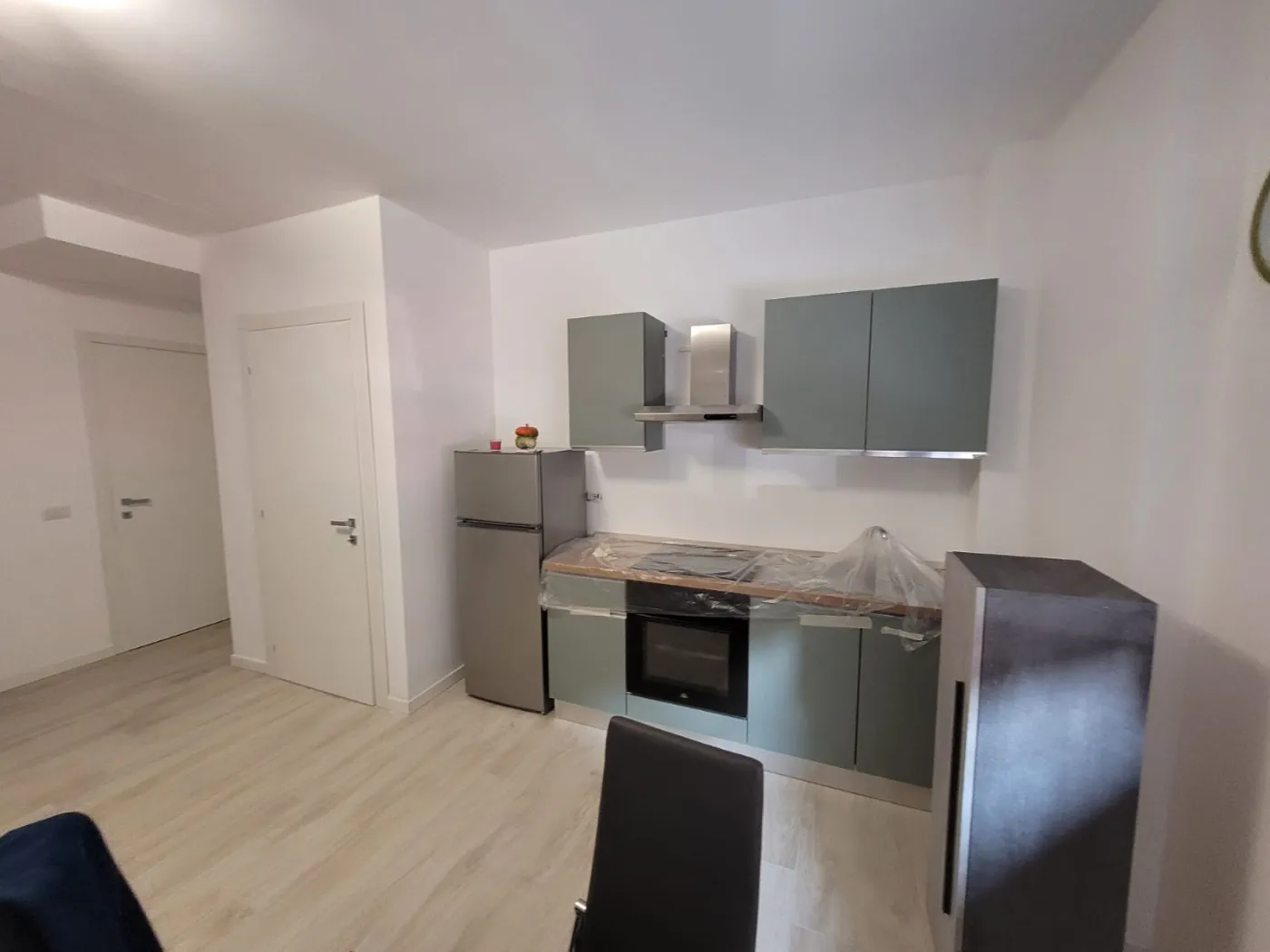 Riconversione spazi commerciali in residenze moderne a Milano