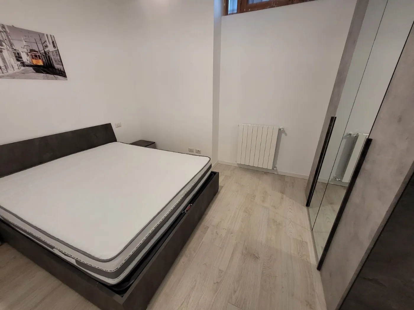 Riconversione spazi commerciali in residenze moderne a Milano