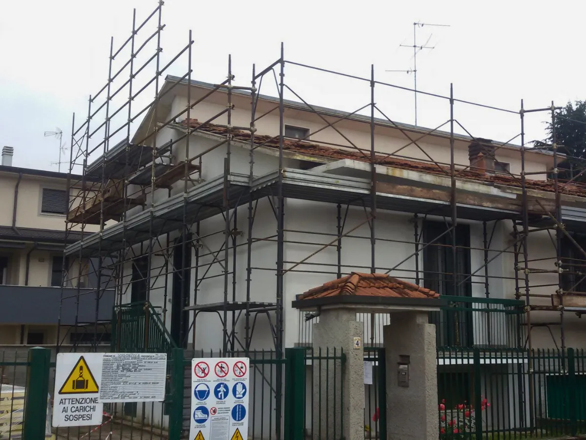 Rifacimento Totale della Copertura a Cremona