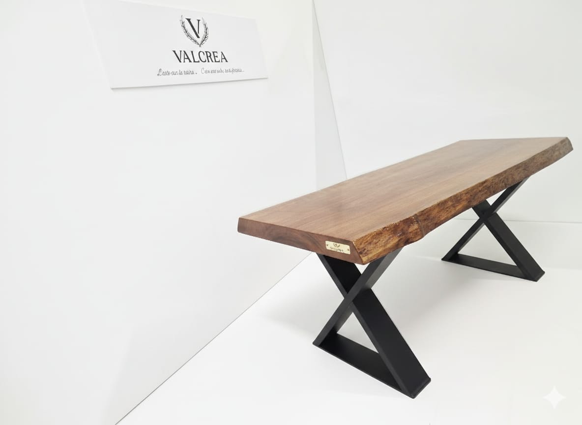 TAVOLINO DA SALOTTO IN NOCE NAZIONALE