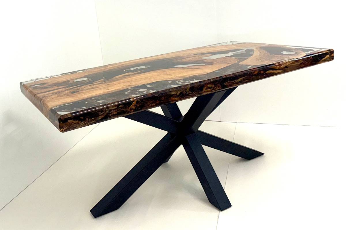 Tavolo con ulivo Salentino