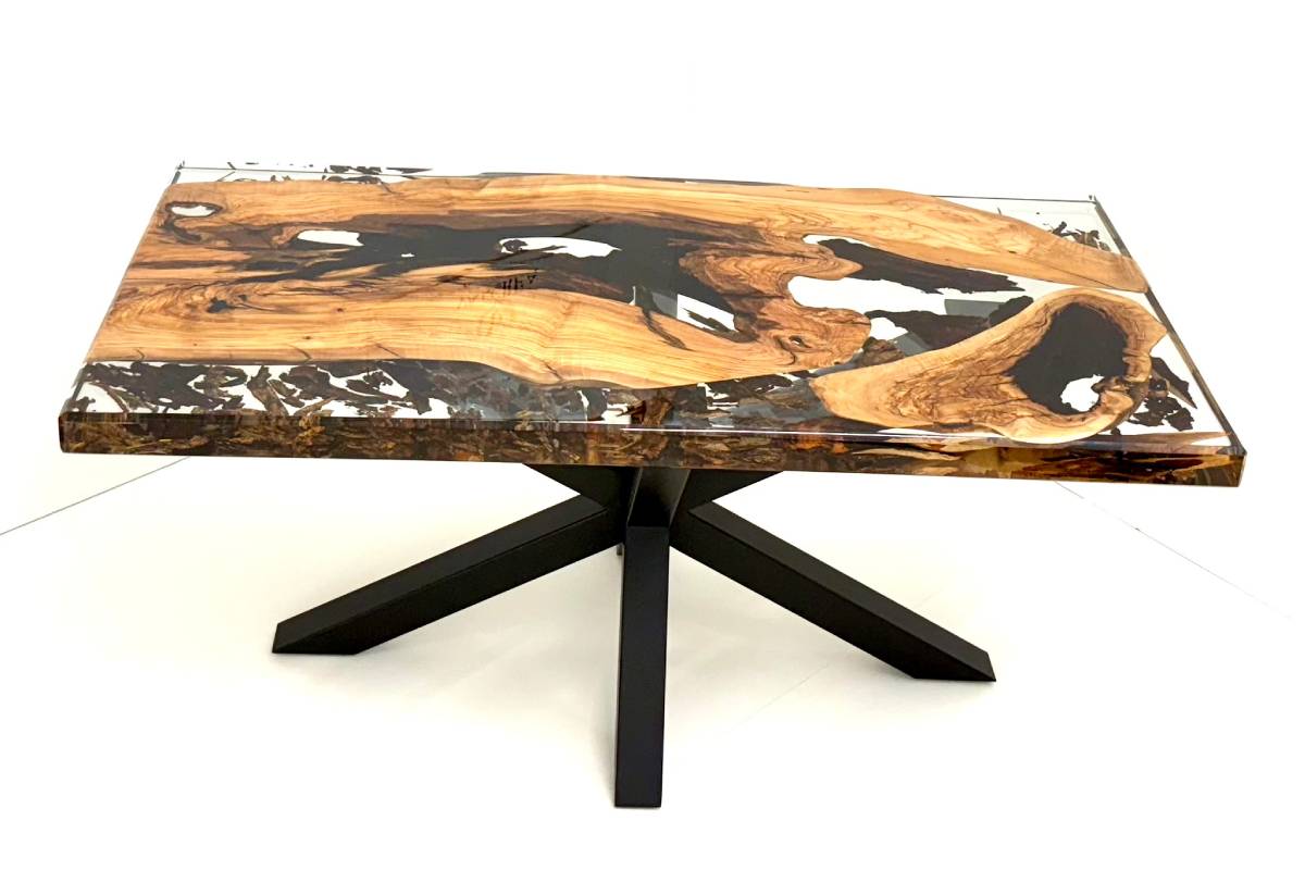 Tavolo con ulivo Salentino